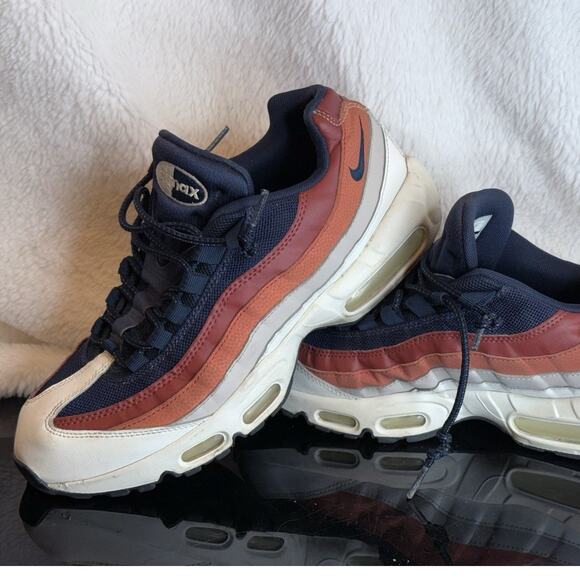 Size 9.5 Nike Air Max 95 Essential Sail Obsidian Desert Sand (749766-108) - Picture 1 of 9